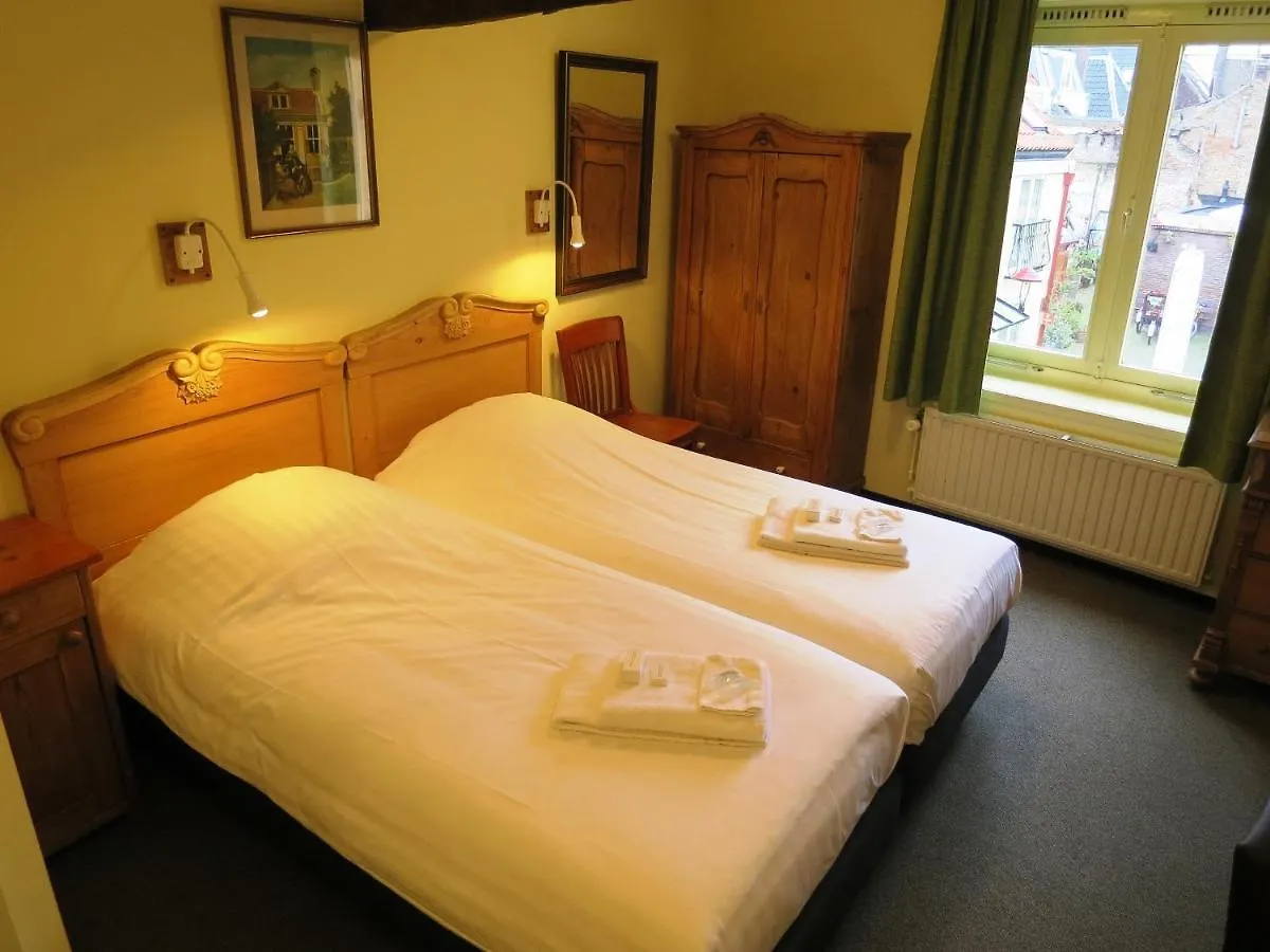 Hotel De Emauspoort Delft 3*,  Netherlands