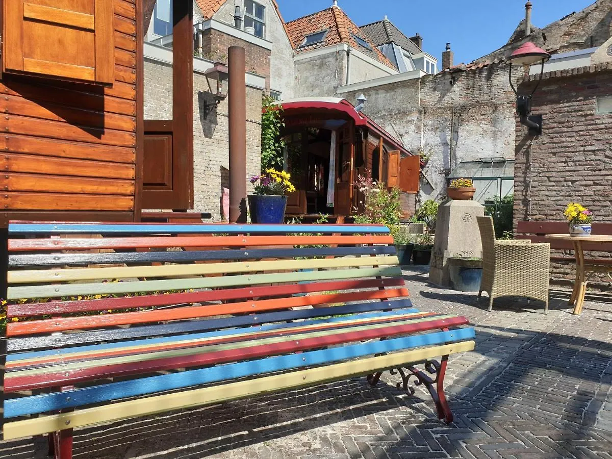 Hotel De Emauspoort Delft