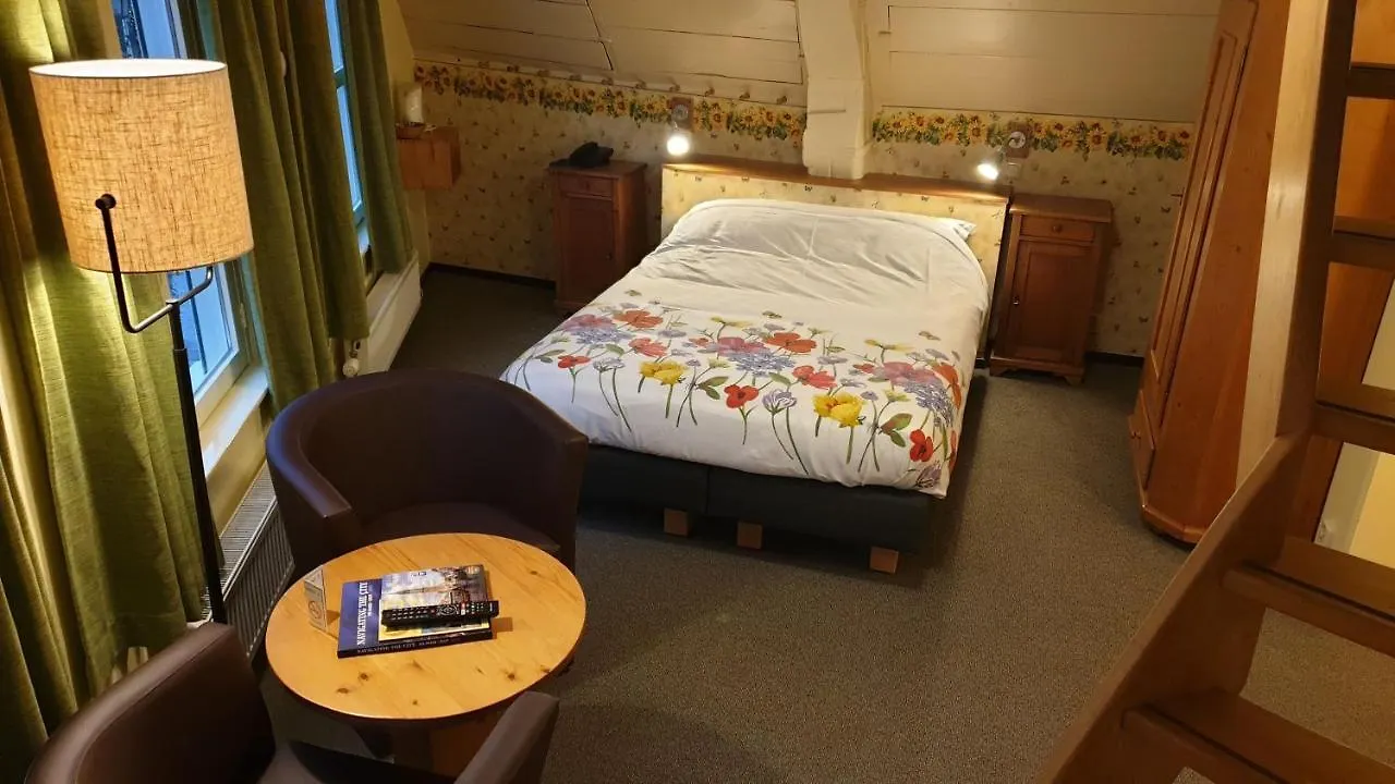 Hotel De Emauspoort Delft